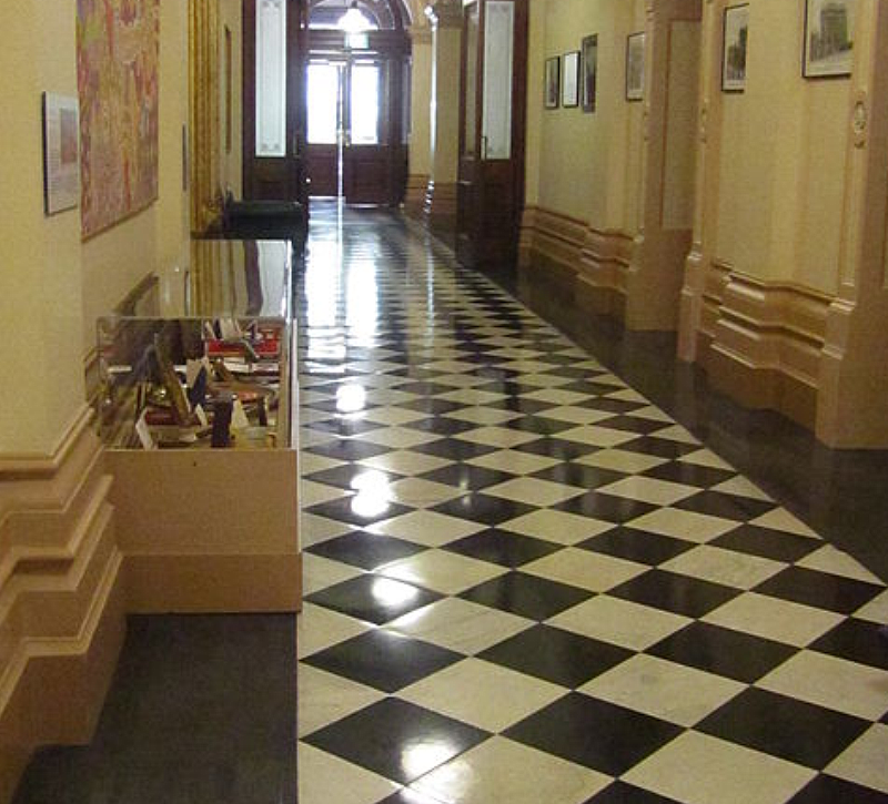 How to Create a Stunning Monochrome Black and White Hallway Tiles