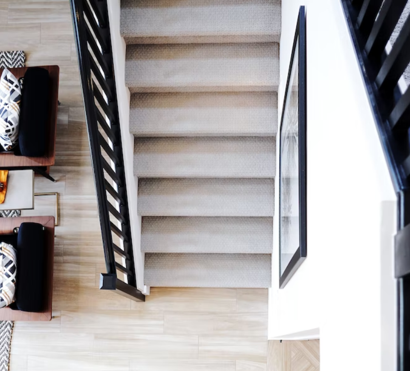 A Step-by-Step Guide to Tiling Stairs