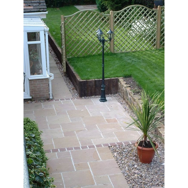Traditional Autumn Brown Sandstone Paving Pack (19.50m2 - 66 Slabs / Mixed Pack)