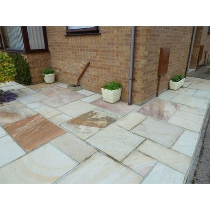 Traditional Mint Fossil Sandstone Paving Pack (19.50m2 - 66 Slabs / Mixed Pack)